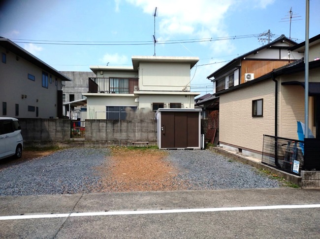 駐車場・カーポート施工前