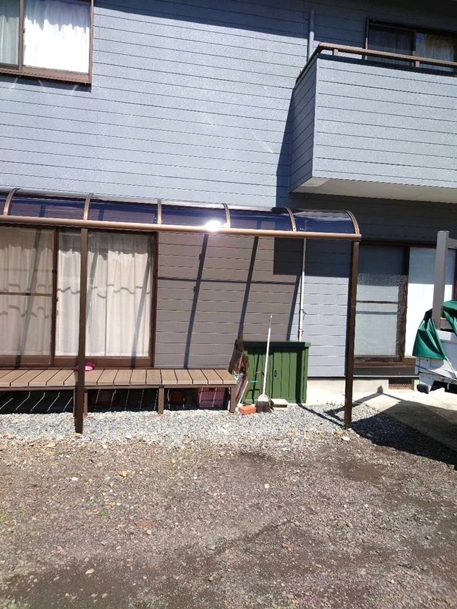 屋根を全部張り替えて綺麗になりました。